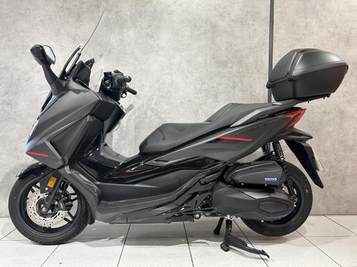 HONDA FORZA 350 SPECIAL EDITION 