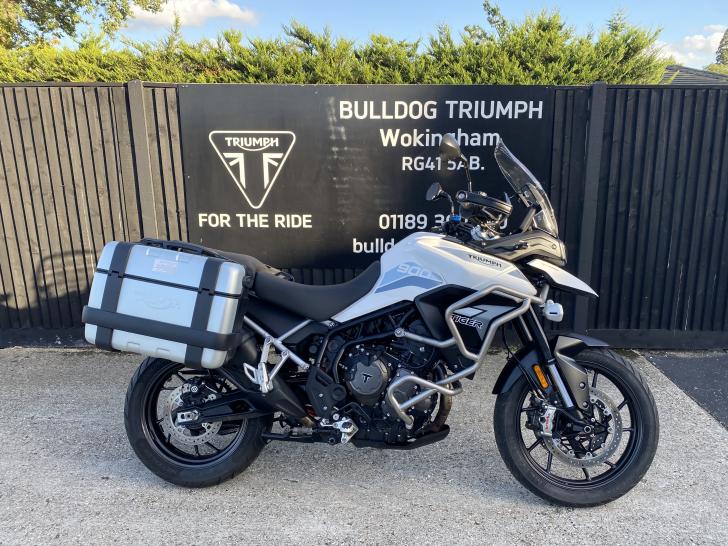 TRIUMPH TIGER 900 GT PRO