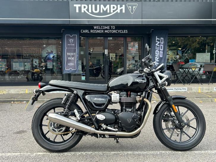 Triumph STREET TWIN