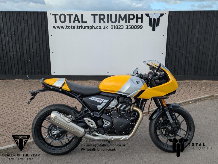 TRIUMPH THRUXTON 400