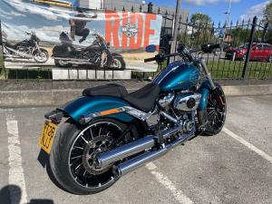 Watch video of Harley-Davidson SOFTAIL FXBR BREAKOUT SOFTAIL FXBR BREAKOUT in Chesterfield