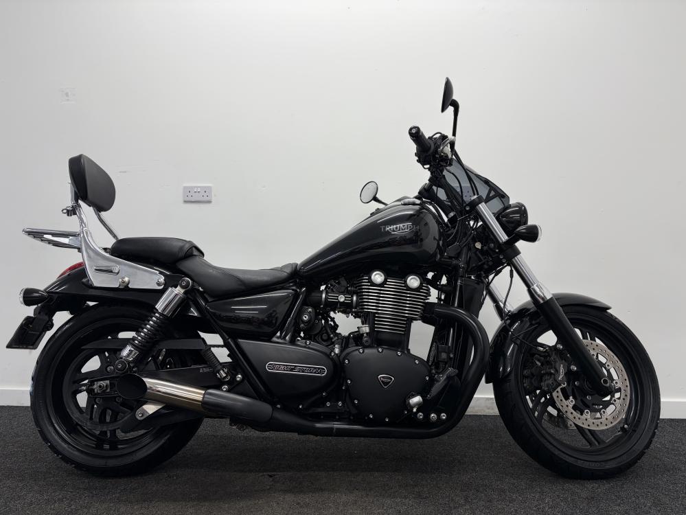 Main photo of this Used Triumph THUNDERBIRD that's available to buy at KH Motorcycles Milton Keynes, located in Milton Keynes