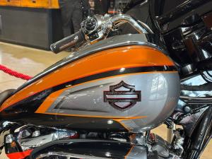 New Harley-Davidson CVO CVO FLHXSE STREET GLIDE | Image 2