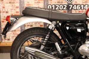 Used Triumph BONNEVILLE BONNEVILLE T120 | Image 4