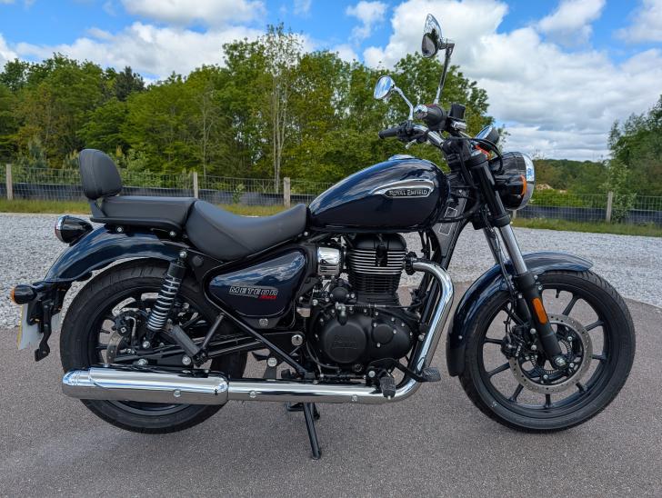 Here's a photo of the ROYAL ENFIELD METEOR 350, currently available for sale