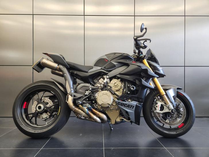 Here's a photo of the DUCATI STREETFIGHTER V4 S, currently available for sale