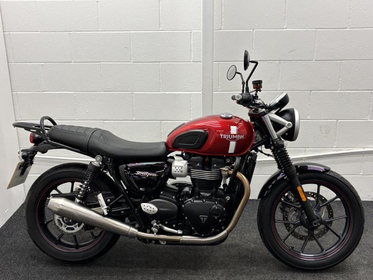 Here's a photo of the TRIUMPH STREET TWIN, currently available for sale