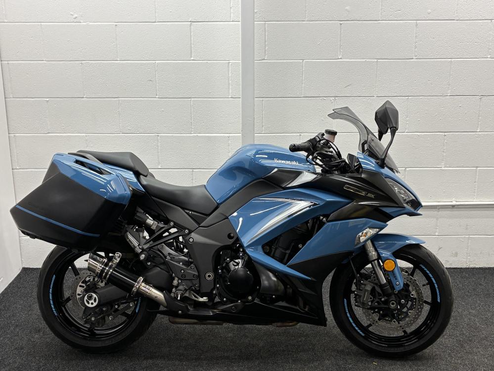 Main photo of this Used Kawasaki Z that's available to buy at KH Motorcycles - Market Harborough, located in Market Harborough