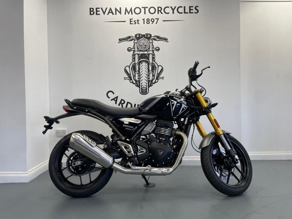 Main photo of this New Triumph SPEED 400 that's available to buy at Bevan Triumph, located in Cardiff