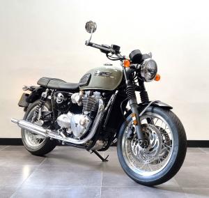 Ex Demo Triumph BONNEVILLE BONNEVILLE T120 | Image 3