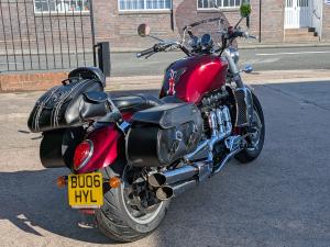 Used Triumph ROCKET III ROCKET III CLASSIC | Image 2