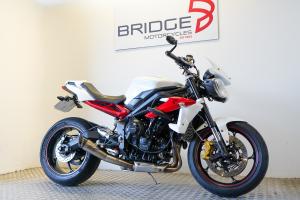 Used Triumph STREET TRIPLE 675 R ABS STREET TRIPLE 675 R ABS | Image 2