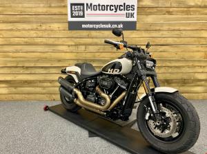 Watch video of Harley-Davidson SOFTAIL FXFBS FAT BOB 114 SOFTAIL FXFBS FAT BOB 114 in Swindon