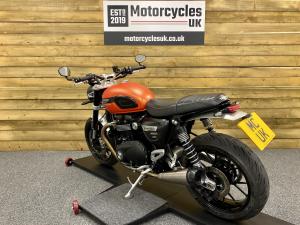 Used Triumph SPEED TWIN 1200 SPEED TWIN 1200 | Image 4