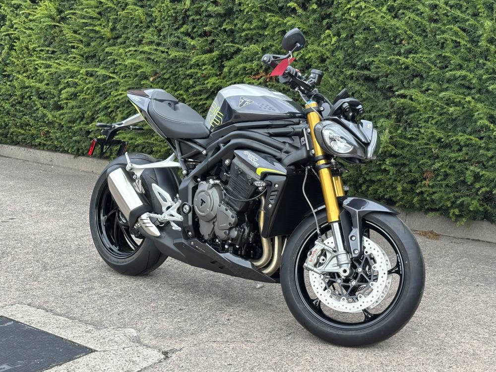Main photo of this New Triumph SPEED TRIPLE 1200 RS that's available to buy at Staffordshire Triumph, located in Stoke On Trent