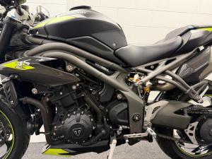 Used Triumph SPEED TRIPLE SPEED TRIPLE 1050 RS | Image 2