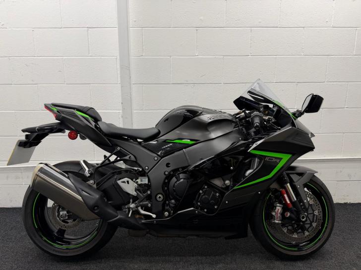 Kawasaki NINJA ZX-10R Motorcycles for sale | UK Dealer Stock