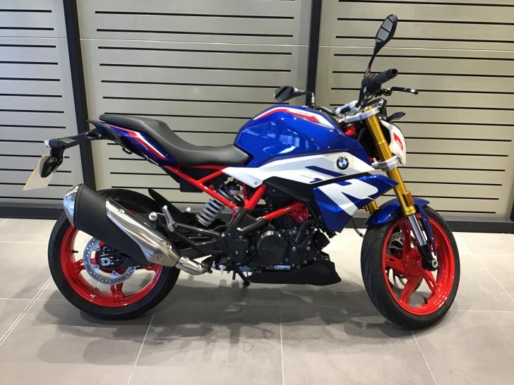 Here's a photo of the BMW G 310 R, currently available for sale