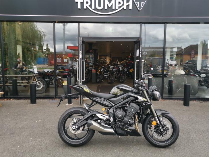 New Triumph STREET TRIPLE 765 RS