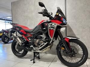 Watch video of Honda CRF1100L AFRICA TWIN DCT CRF1100L AFRICA TWIN DCT in Hull