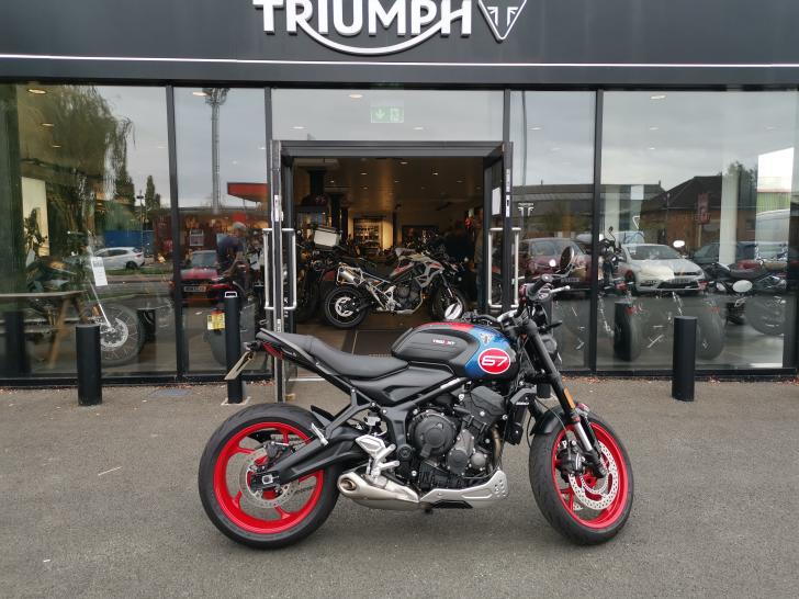 Here's a photo of the TRIUMPH TRIDENT 660 TRIPLE TRIBUTE EDITION, currently available for sale