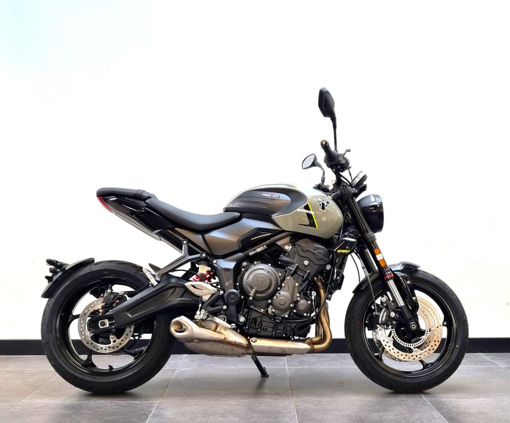 Main photo of this New Triumph TRIDENT 660 that's available to buy at Blade Triumph Stratford, located in  Stratford Upon Avon  