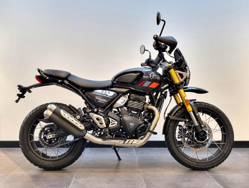 Main photo of this New Triumph SCRAMBLER 400 XC that's available to buy at Blade Triumph Stratford, located in  Stratford Upon Avon  