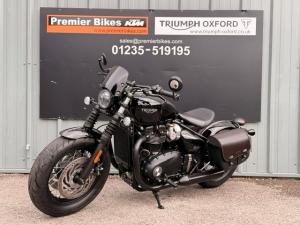 Watch video of Triumph BONNEVILLE BONNEVILLE BOBBER BLACK in Abingdon