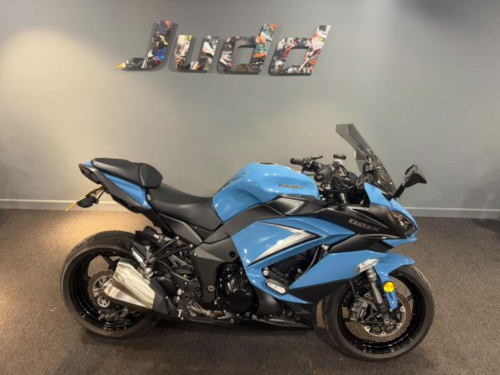 Here's a photo of the KAWASAKI Z1000SX, currently available for sale