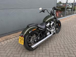 Used Harley-Davidson SOFTAIL FXBB STREET BOB SOFTAIL FXBB STREET BOB | Image 2