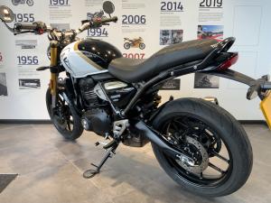 Ex Demo Triumph SPEED 400 SPEED 400 | Image 4