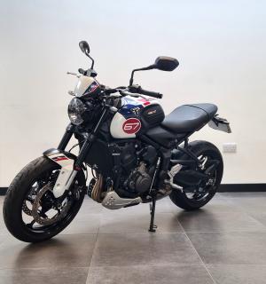 Used Triumph TRIDENT 660 TRIPLE TRIBUTE EDITION TRIDENT 660 TRIPLE TRIBUTE EDITION | Image 3