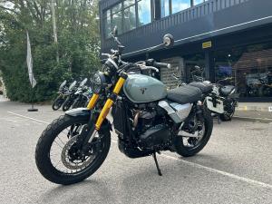 Watch video of Triumph SCRAMBLER 900 SCRAMBLER 900 in Croydon