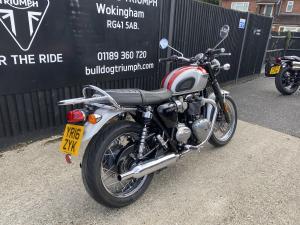 Used Triumph BONNEVILLE BONNEVILLE T120 | Image 2