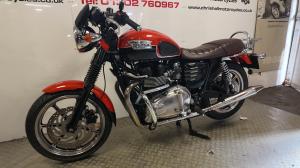 Used Triumph BONNEVILLE BONNEVILLE | Image 3