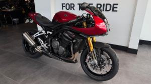 Used Triumph SPEED TRIPLE 1200 RR SPEED TRIPLE 1200 RR | Image 3