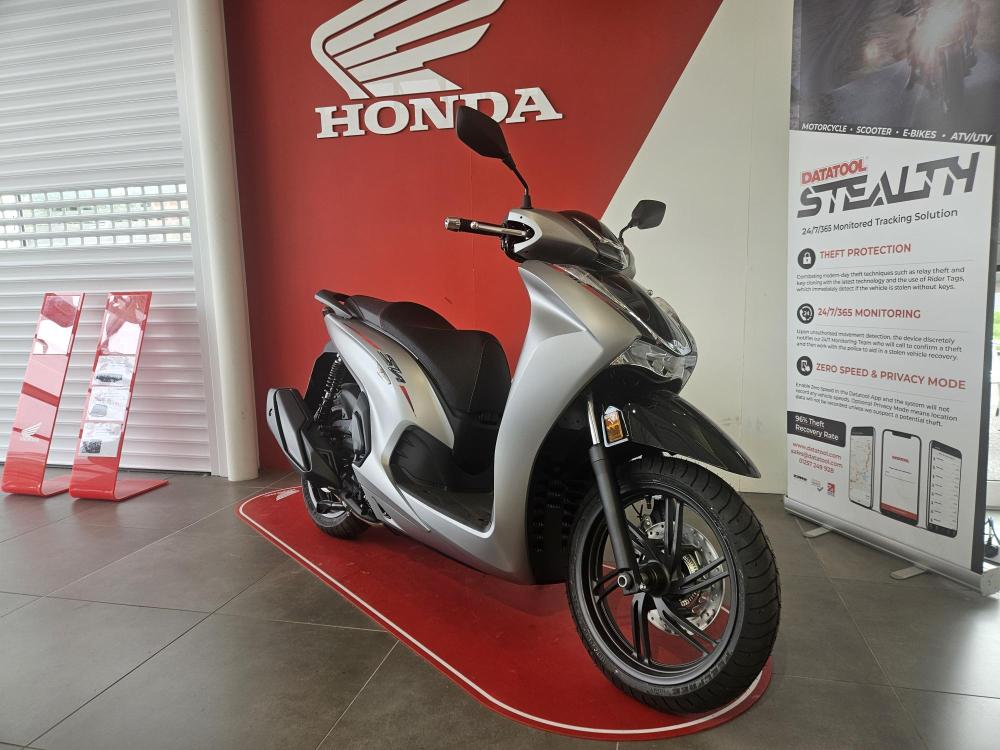 Main photo of this New Honda SH350I that's available to buy at Staffordshire Honda, located in Newcastle-under-Lyme