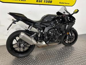 Watch video of Yamaha YZF-R1 YZF-R1 in Redhill