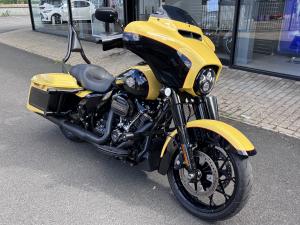 Used Harley-Davidson FLHXS TOURING FLHXS STREET GLIDE SPECIAL | Image 2
