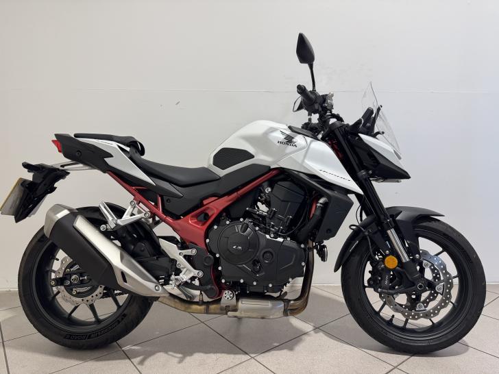 Here's a photo of the HONDA CB750 HORNET, currently available for sale