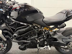 Used Ducati MONSTER 1200 R MONSTER 1200 R | Image 2