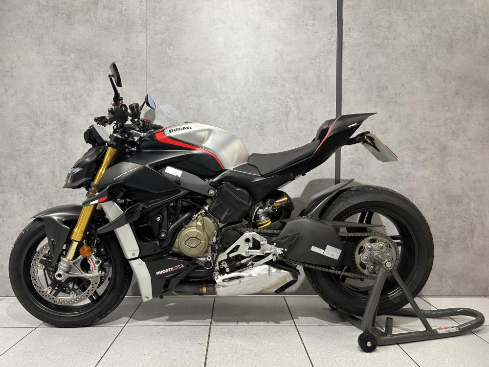 Main photo of this Used Ducati STREETFIGHTER V4 SP that's available to buy at Miles Kingsport, located in Hull