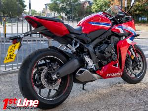 Ex Demo Honda CBR650R E-CLUTCH CBR650R E-CLUTCH | Image 2