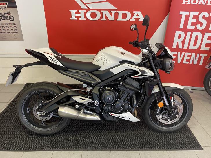 Used Triumph STREET TRIPLE 765 R