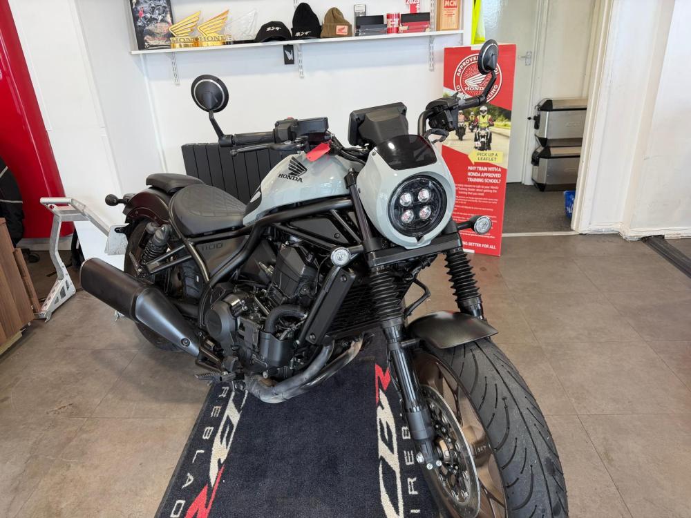 Main photo of this Ex Demo Honda CMX1100 REBEL SE DCT that's available to buy at JS Gedge Honda, located in Pevensey Bay