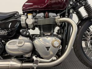 Used Triumph BONNEVILLE BONNEVILLE BOBBER | Image 2