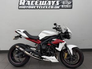Used Triumph STREET TRIPLE  ABS STREET TRIPLE  R ABS | Image 3