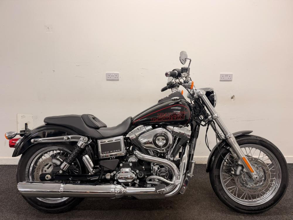 Main photo of this Used Harley-Davidson DYNA that's available to buy at KH Motorcycles Milton Keynes, located in Milton Keynes