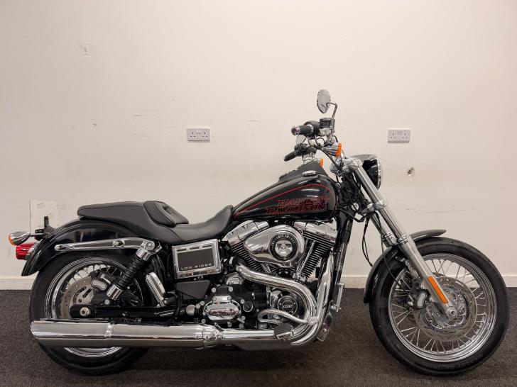 Here's a photo of the HARLEY-DAVIDSON DYNA FXDL LOW RIDER, currently available for sale