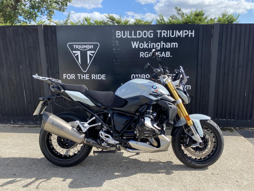 Main photo of this Used BMW R 1250 R SE that's available to buy at Bulldog Triumph, located in Wokingham